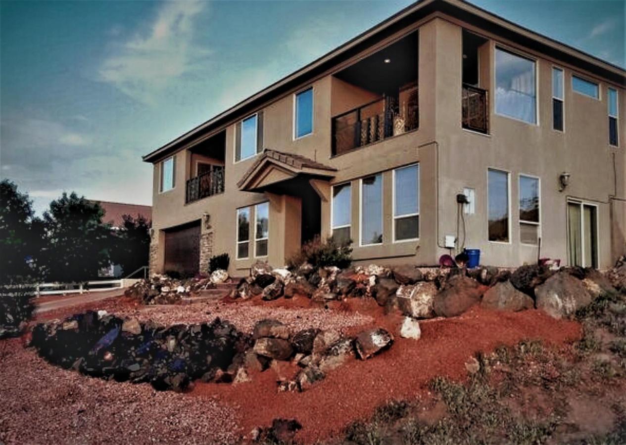 The Zion House - Affordable Bedrooms Hurricane Bagian luar foto